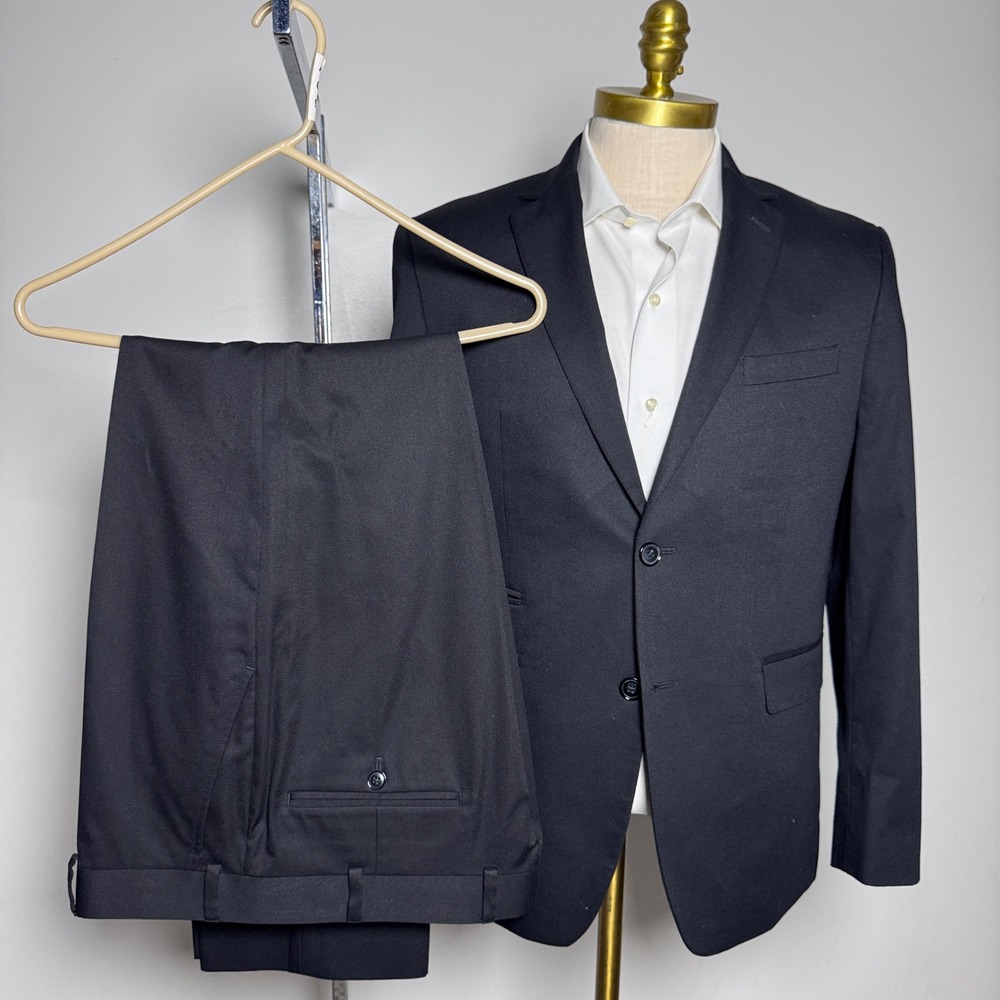 Perry Ellis Portfolio Suit Mens 40S 34W Black Solid Slim Fit Two Button Business